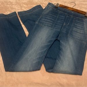 CELLO DENIM PULL-ON DARK WASH FLARE JEANS SIZE M